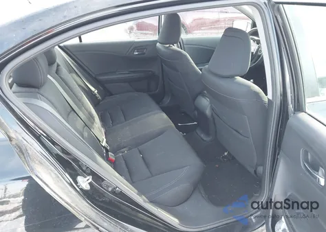 2015 Honda Accord Sport z USA, uszkodzony, nr VIN 1HGCR2E57FA216712